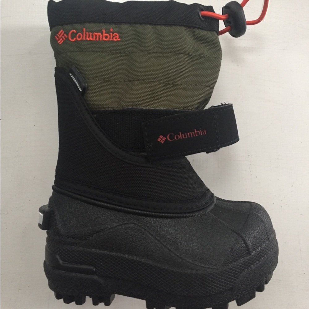 Columbia Toddler Powderbug snow boot - BRAND NEW